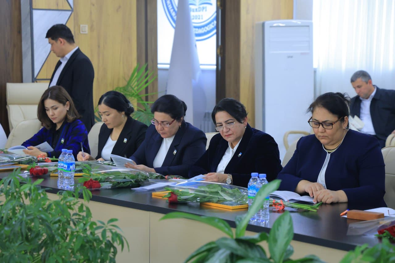 Халқ депутатлари Бухоро шаҳар Кенгашининг навбатдаги сессияси бўлиб ўтди