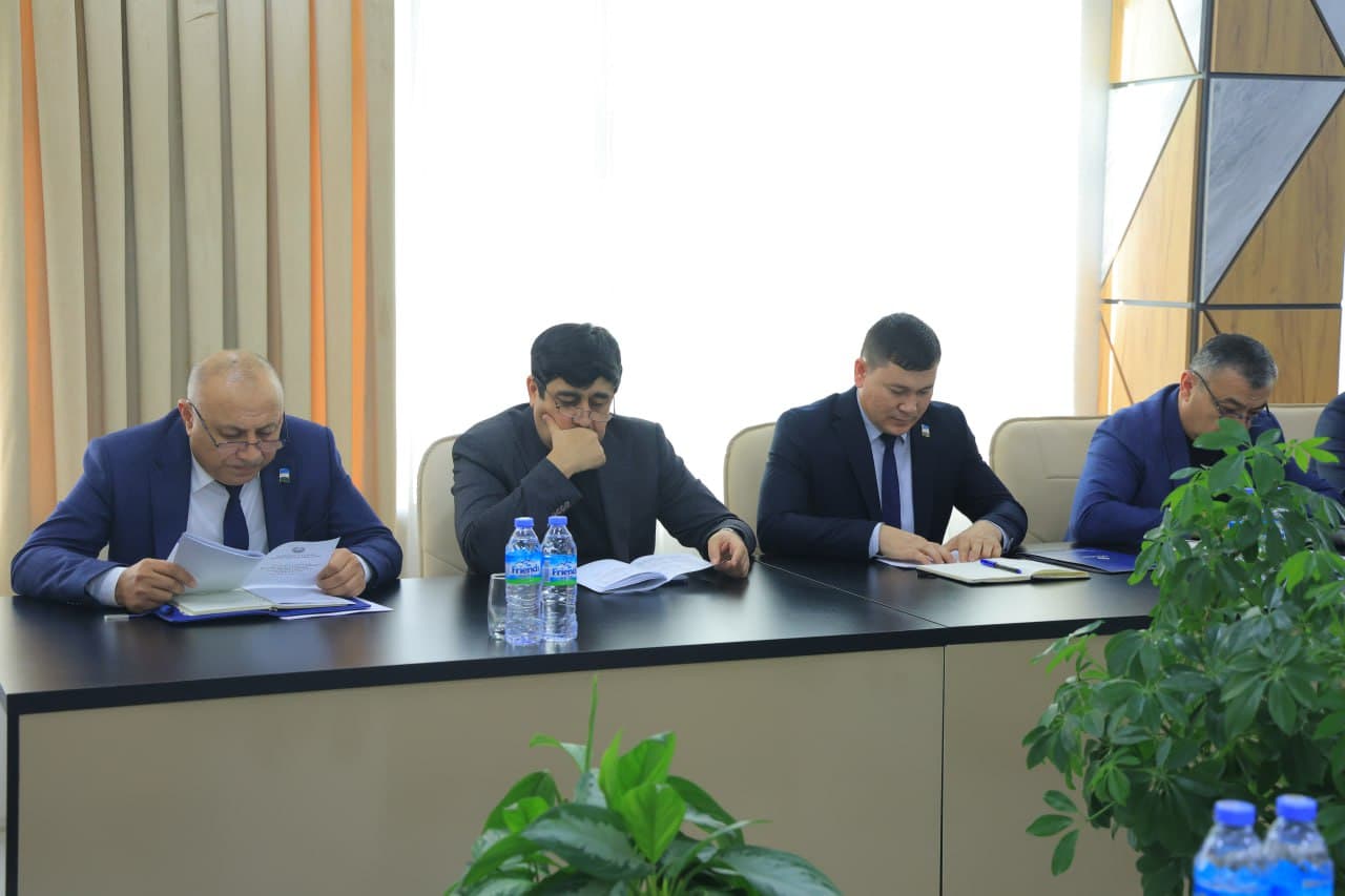 Халқ депутатлари Бухоро шаҳар Кенгашининг навбатдаги сессияси бўлиб ўтди
