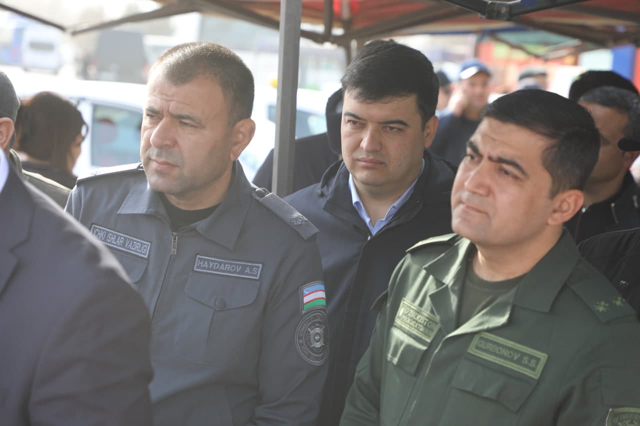 “Karvon” savdo kompleksida tartib va obodonlashtirish ishlari kuchaytirilmoqda