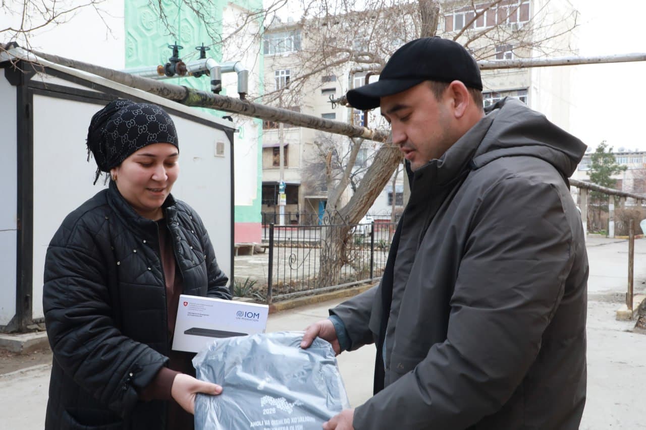 Совға ўз эгаларига топширилди