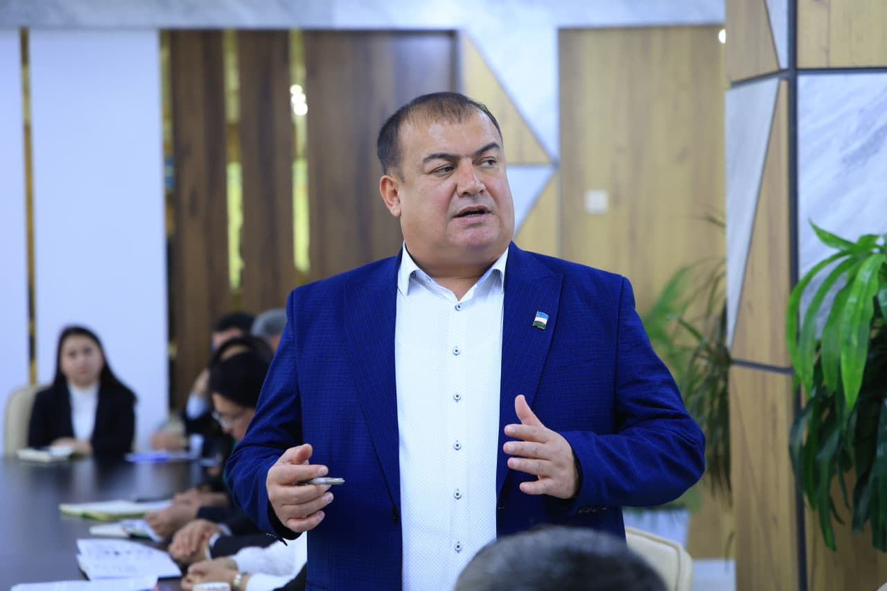 Халқ депутатлари Бухоро шаҳар Кенгашининг навбатдаги сессияси бўлиб ўтди