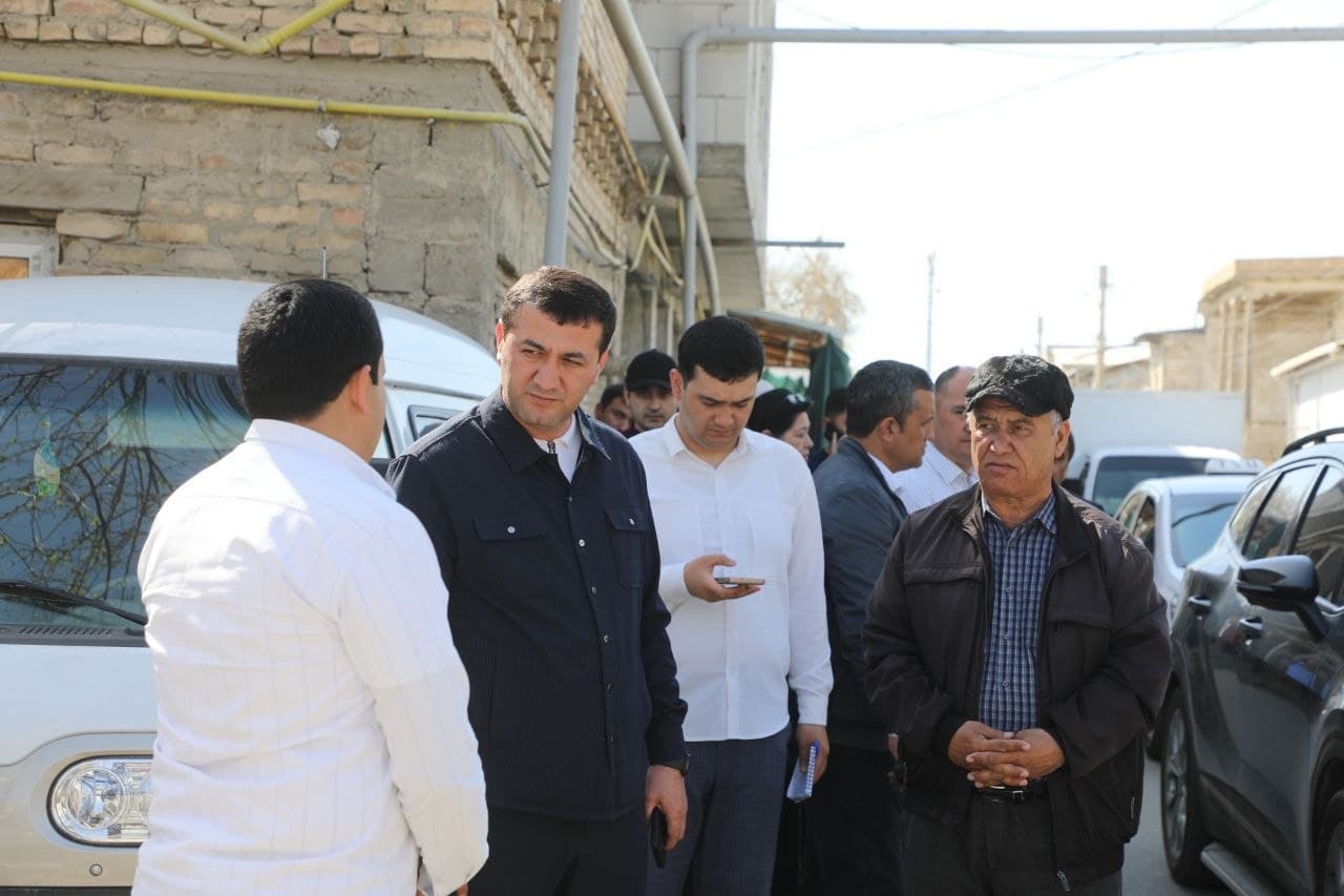 Қурбон Турсунов Самарқанд кўчасида бўлди