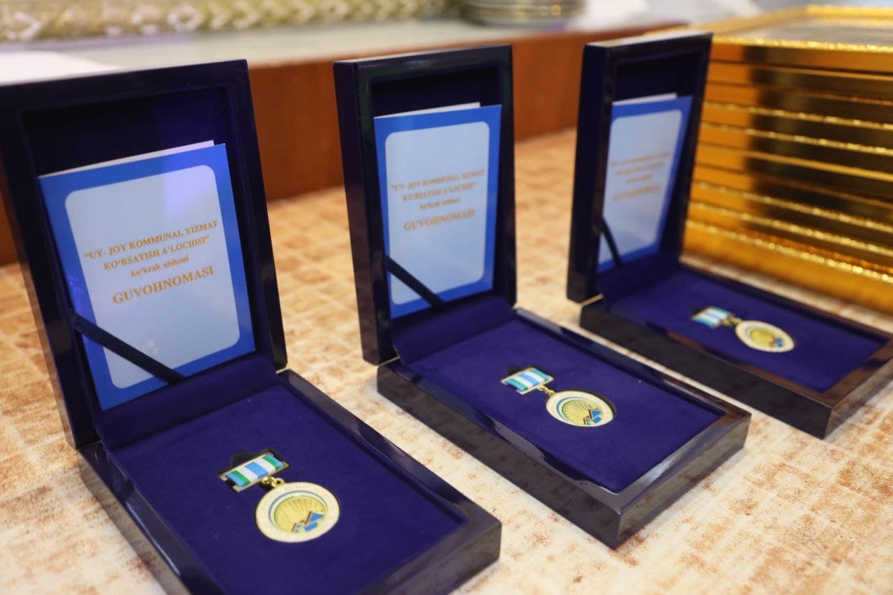 Уй-жой коммунал хизмат кўрсатиш соҳаси ходимлари куни Бухорода кенг нишонланди
