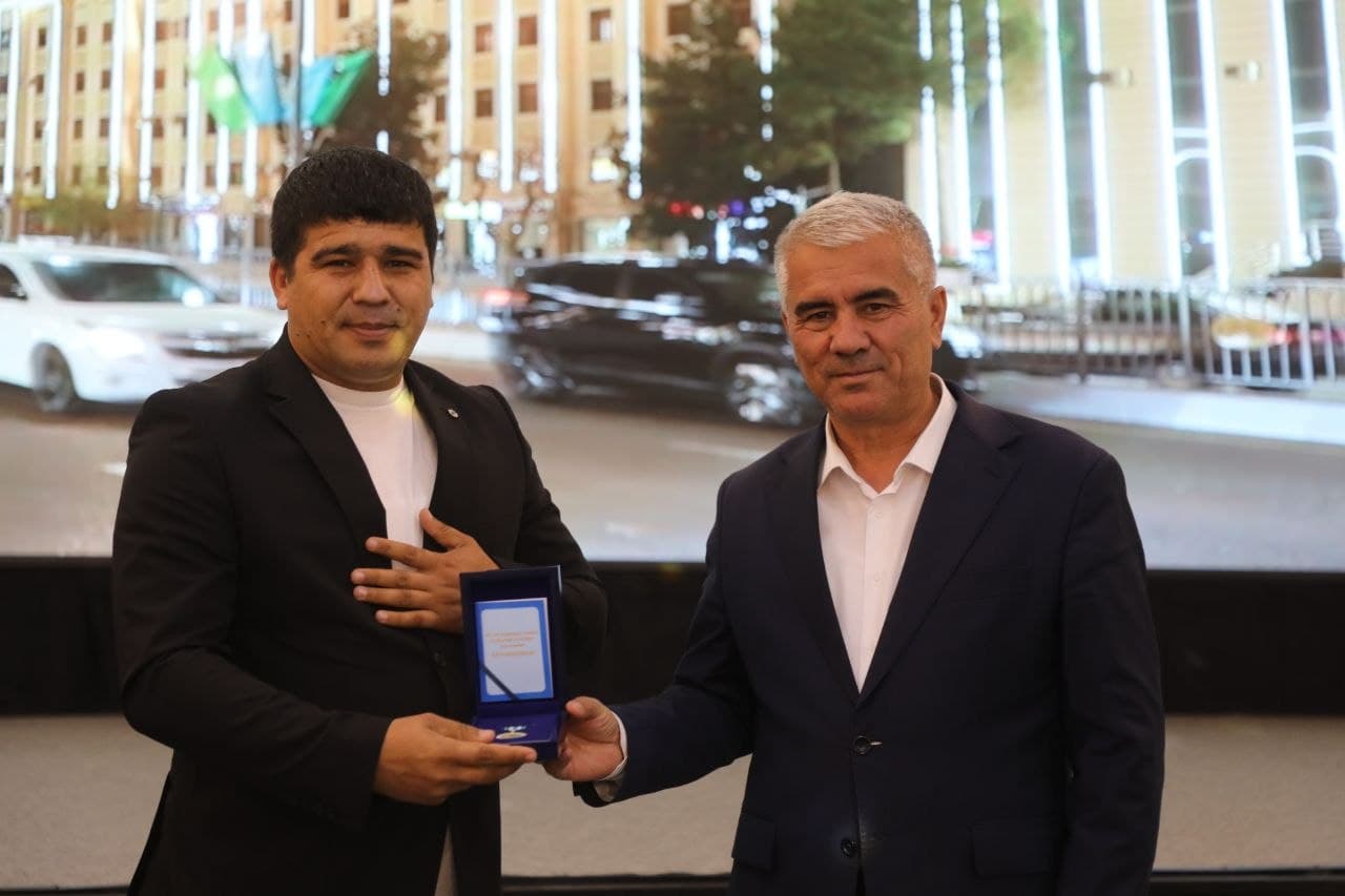 Уй-жой коммунал хизмат кўрсатиш соҳаси ходимлари куни Бухорода кенг нишонланди