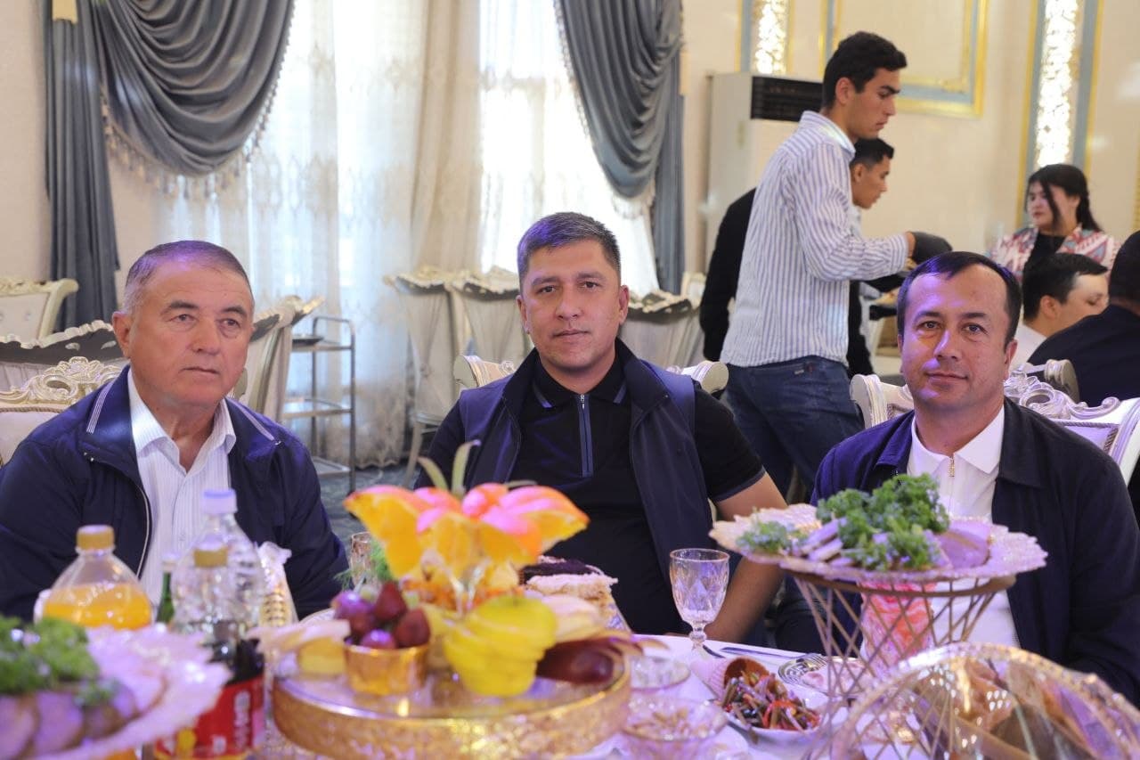 Уй-жой коммунал хизмат кўрсатиш соҳаси ходимлари куни Бухорода кенг нишонланди