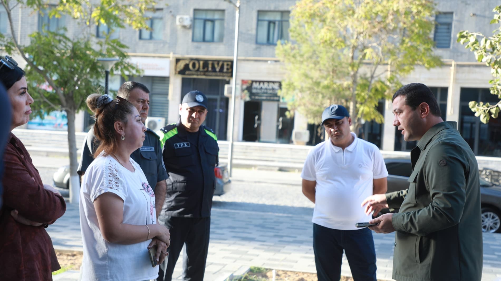 Qurbon Tursunov tadbirkorlar bilan uchrashdi