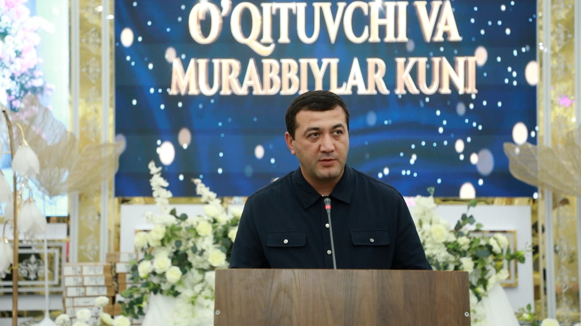 O‘qituvchi va murabbiylar e'zozda