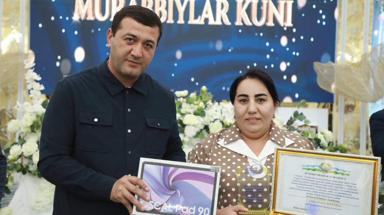 O‘qituvchi va murabbiylar e'zozda