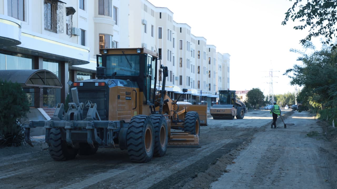 "Guliston" mahallasidagi “Gazlishox” ko‘chasining 1,5 km qismida bunyodkorlik ishlari boshlandi