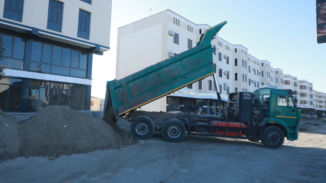 "Guliston" mahallasidagi “Gazlishox” ko‘chasining 1,5 km qismida bunyodkorlik ishlari boshlandi