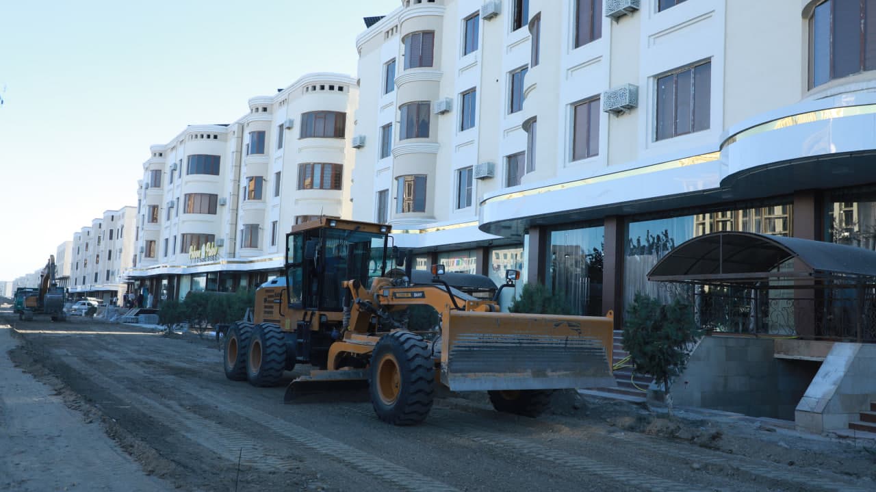 "Guliston" mahallasidagi “Gazlishox” ko‘chasining 1,5 km qismida bunyodkorlik ishlari boshlandi