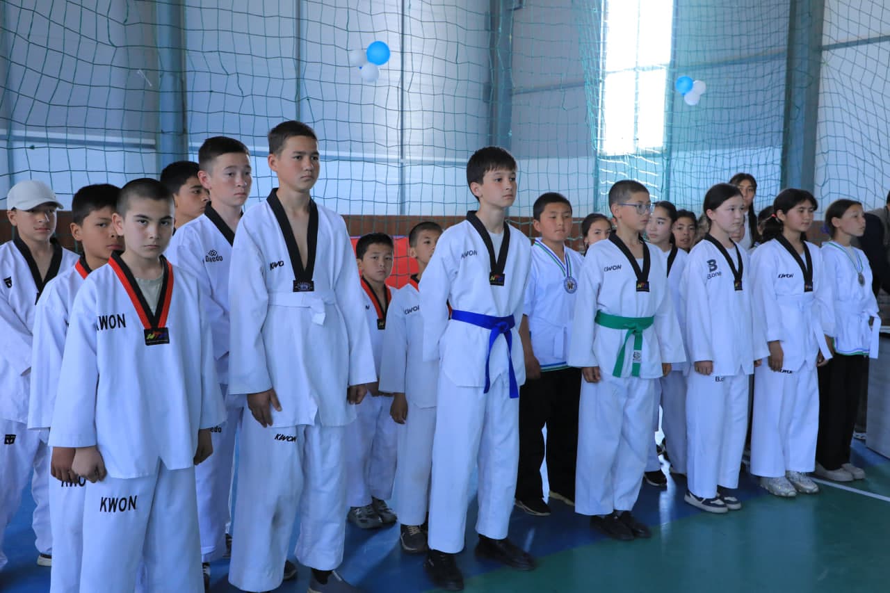 “Yangi O‘zbekiston Olimpiya cho‘qqilari” hamda “Prezident Olimpiadasi – 2026” doirasida voleybol hamda taekvondo WT sport turlari bo‘yicha Sardoba tumani hokimi kubogi musobaqalari yuqori saviyada tashkil etildi.