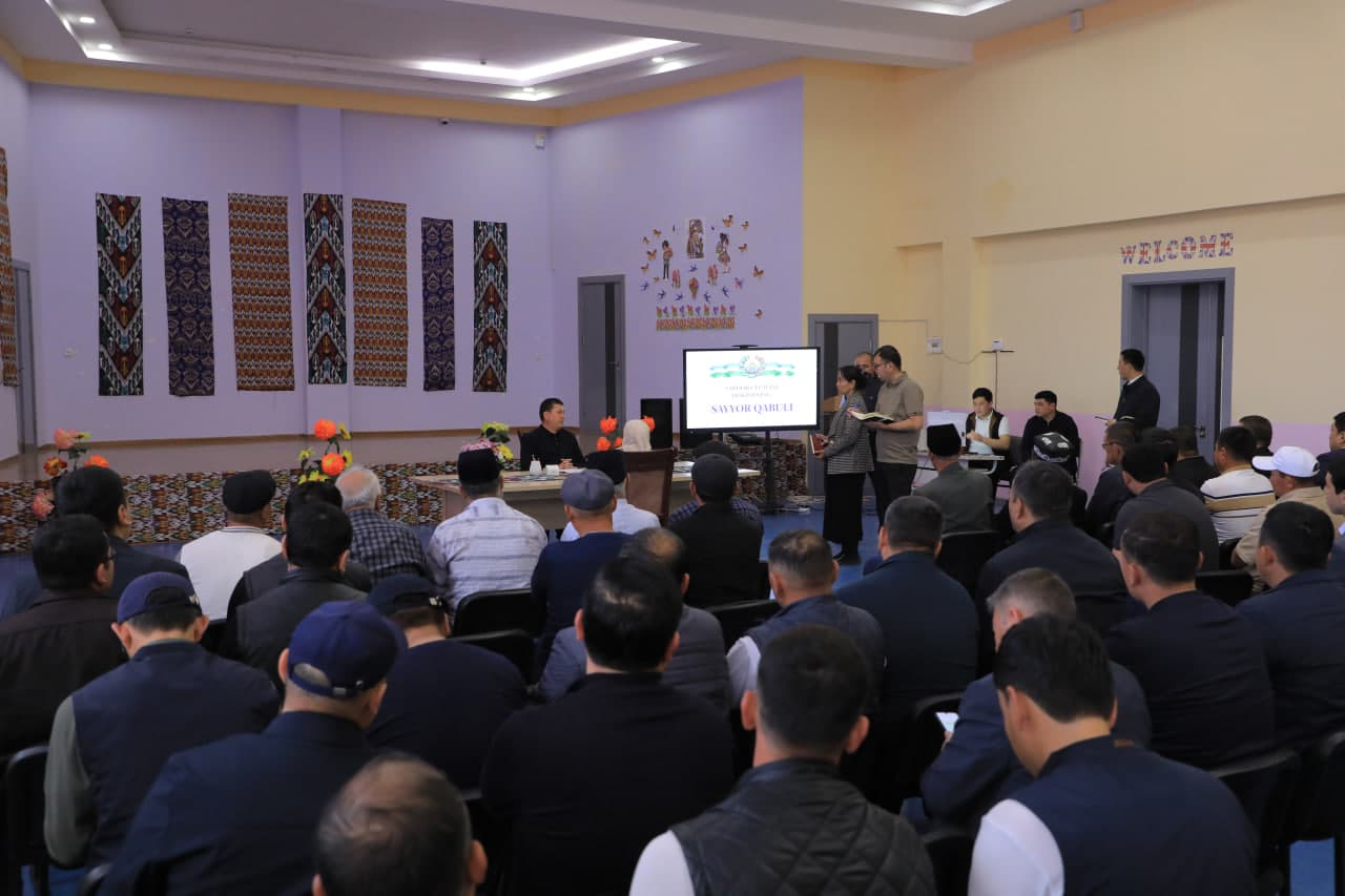 Sardoba tumani hokimining ommaviy sayyor qabuli boʻlib oʻtdi