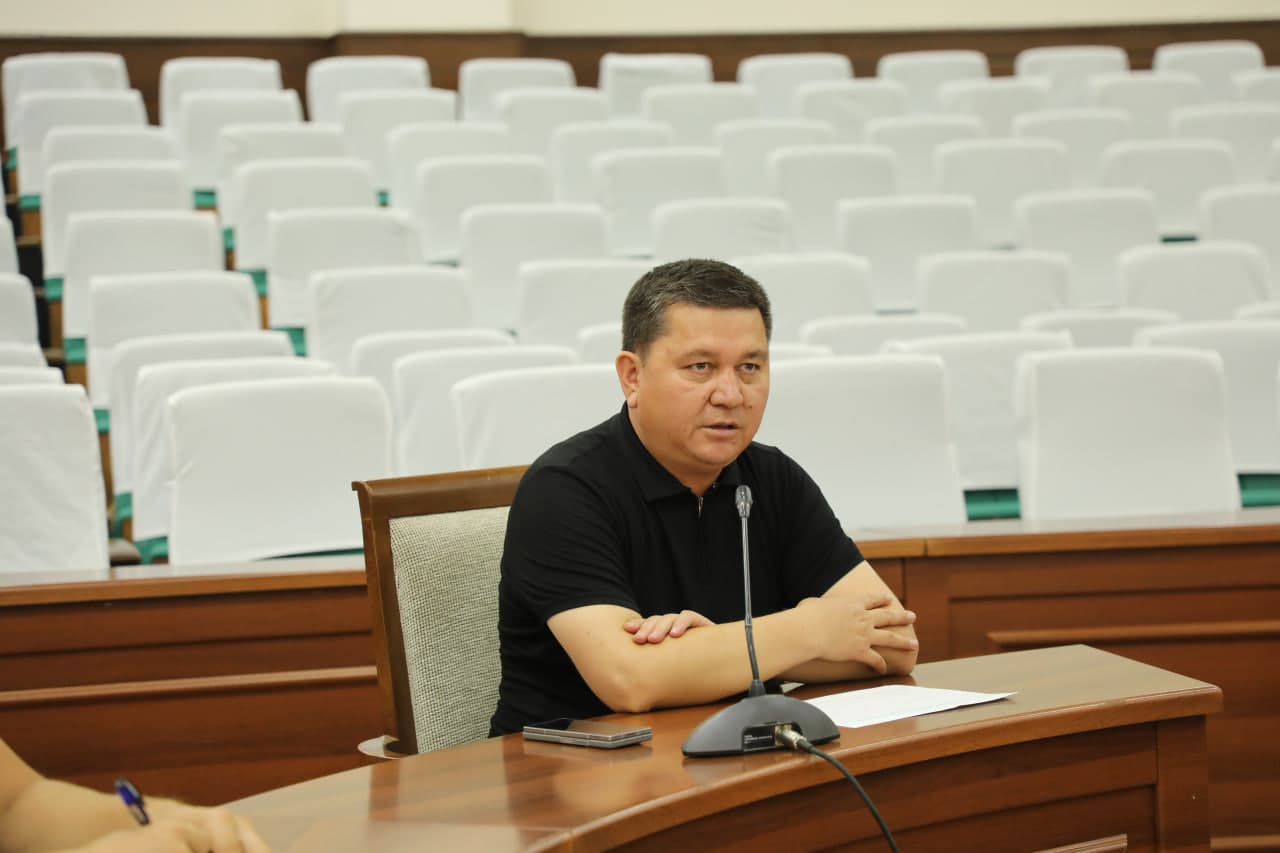 Xorijdagi yoshlar bilan onlayn muloqot: muammo va takliflar tinglandi
