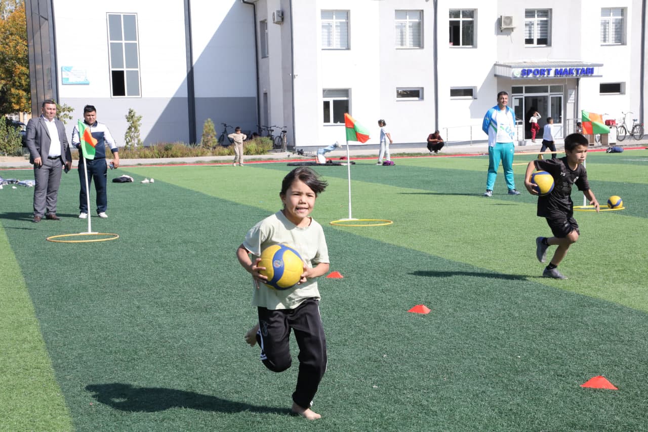 “BESH TASHABBUS OLIMPIADASI” DOIRASIDA “QUVNOQ STARTLAR” SPORT MUSOBAQASINING TUMAN BOSQICHI YAKUNLANDI