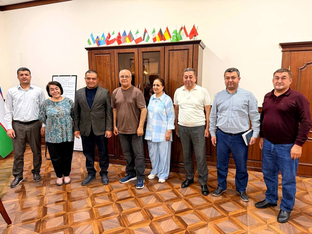 Buxoro tuman hokimi eronlik investorlar bilan uchrashdi