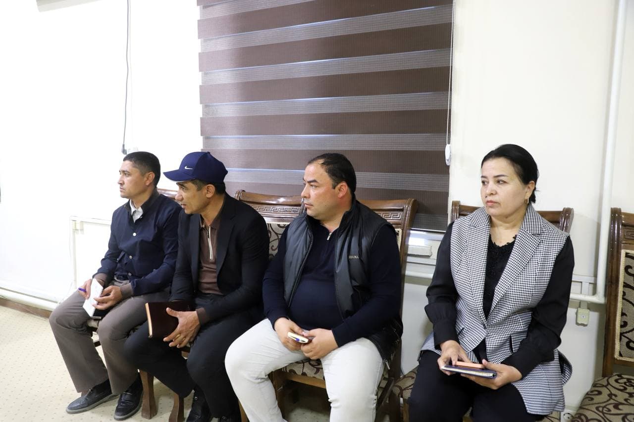Buxoro tuman hokimi Anvarjon Ochilovning navbatdagi fuqarolar qabuli bo'lib o'tdi