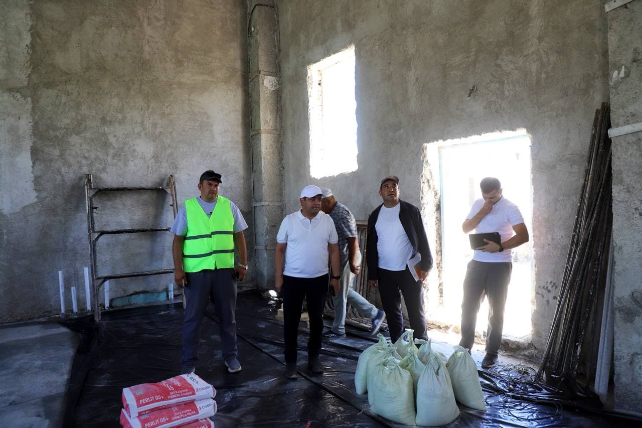 Buxoro tumanidagi 6- va 7-son umumta'lim maktablari zamonaviy qiyofa kasb etmoqda