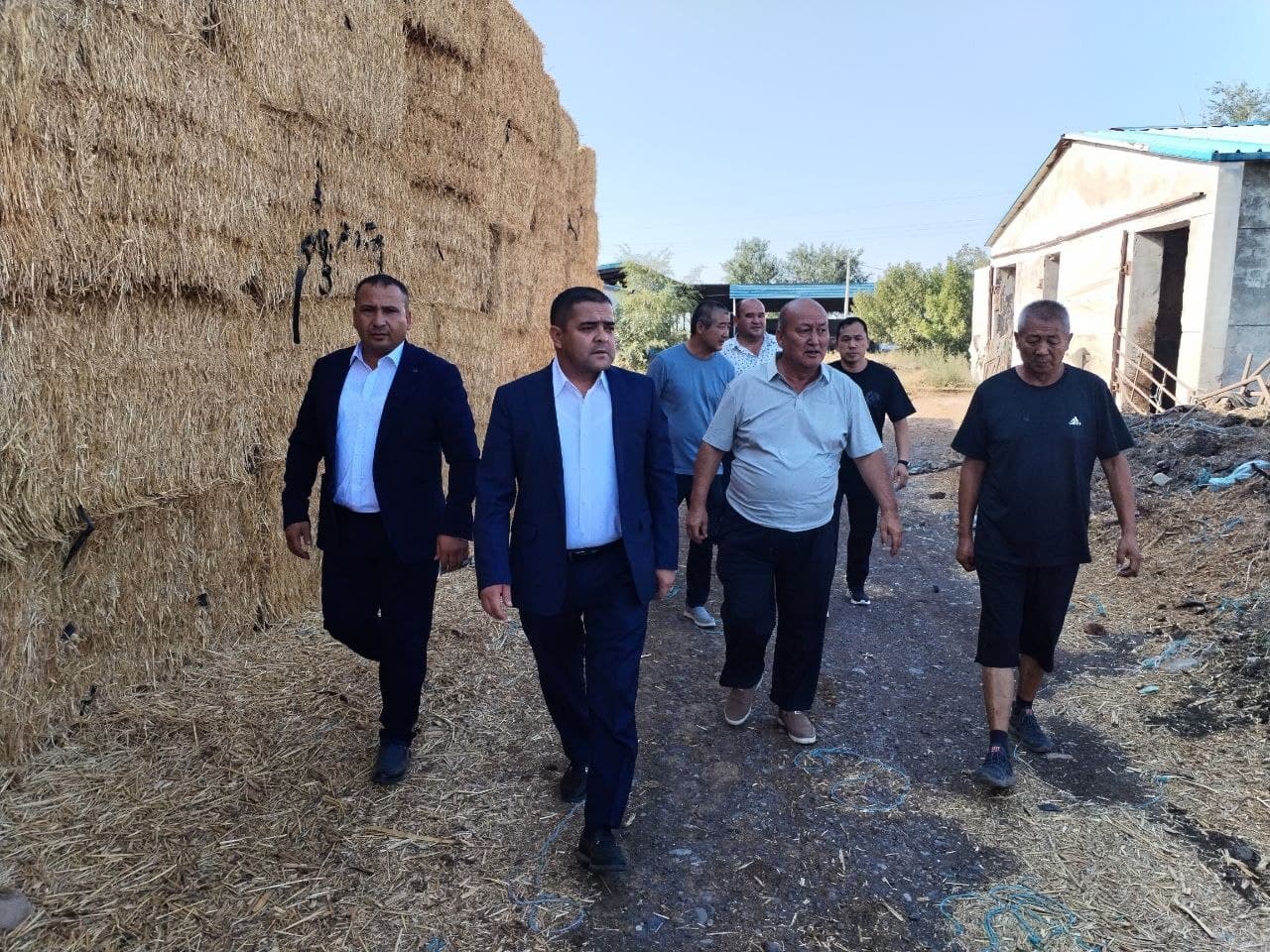 Buxoro tumani hokimi Anvarjon Ochilovning Xitoyga tashrifi davom etmoqda
