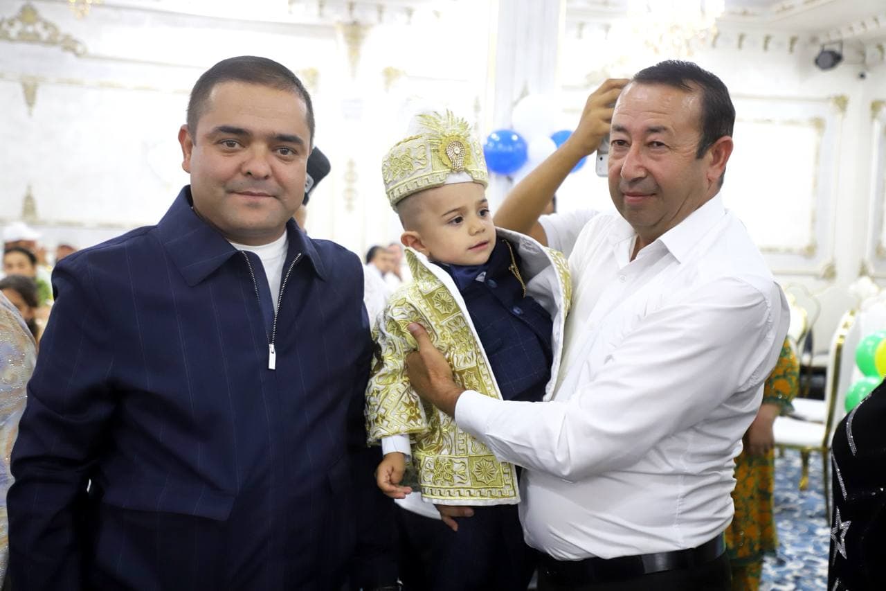 Buxoro tumanida 23 nafar bola uchun sunnat to‘yi o‘tkazildi