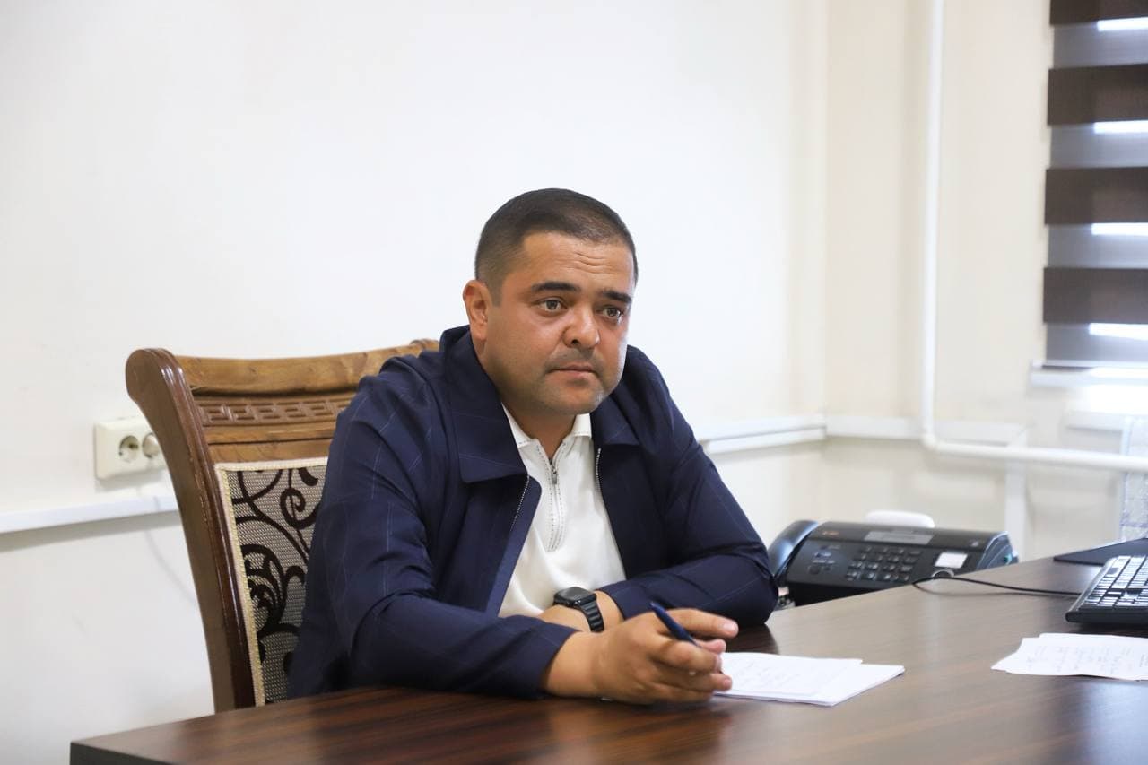 Head of Bukhara District Anvarjon Ochilov Holds Regular Reception for Citizens