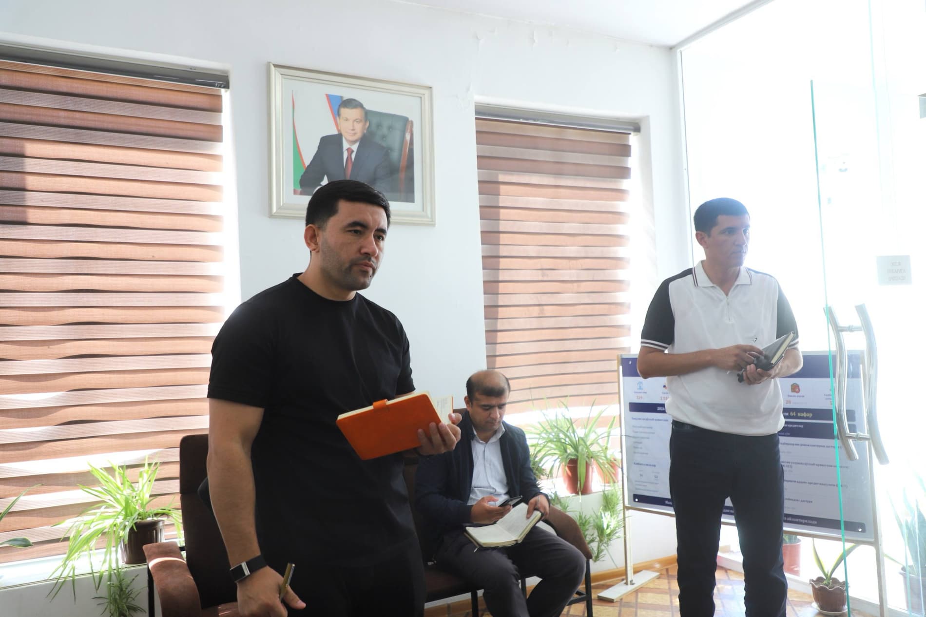 Oybek mahallasida navbatdagi sayyor qabul o‘tkazildi