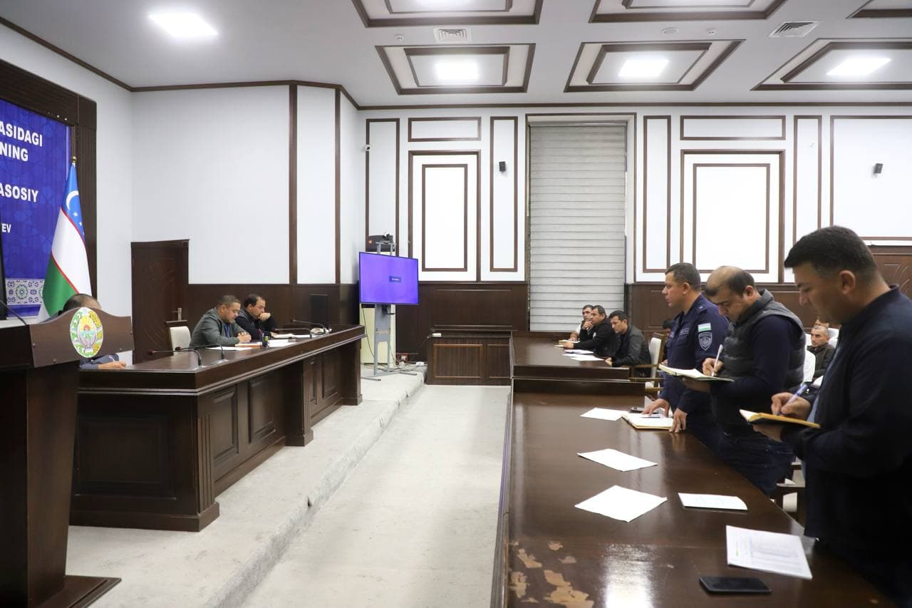 Buxoro tumanida kuz-qish mavsumini betalafot o‘tkazish va xavfsizlikni ta’minlash masalalari muhokama qilindi