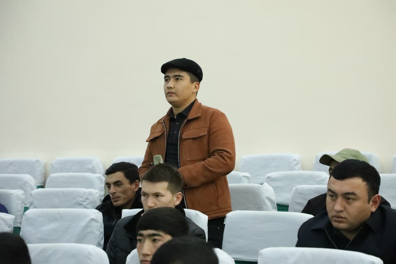 Guliston tumanida “Yoshlar kuni” — rahbar va yoshlar ochiq muloqoti