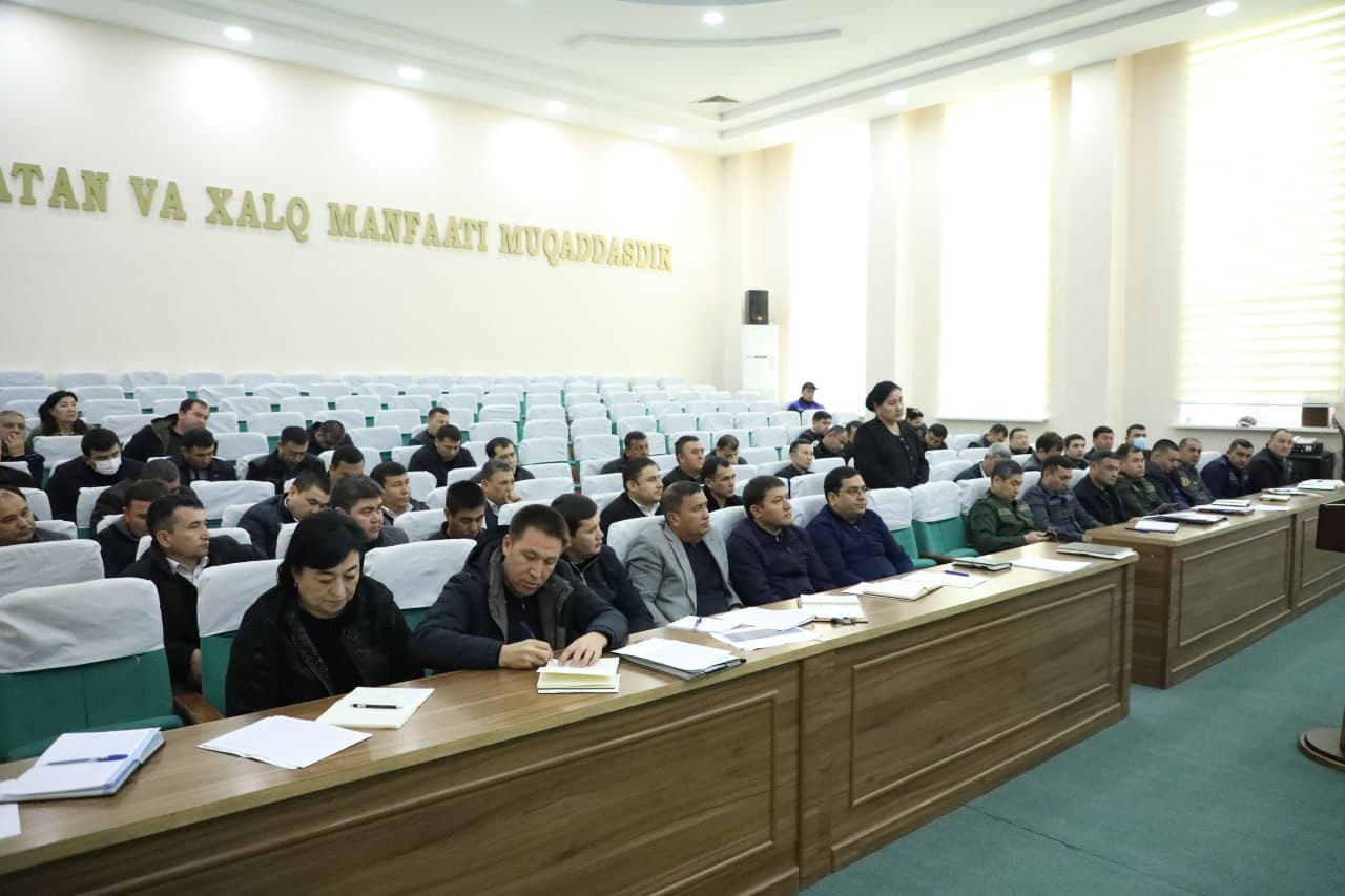 Guliston tumanida korrupsiyani oldini olishga bag'sihlangan yig'ilish o'tkazildi