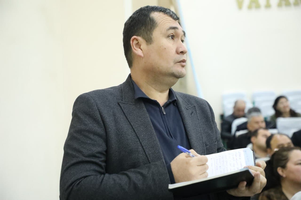 Guliston tumanida korrupsiyani oldini olishga bag'sihlangan yig'ilish o'tkazildi