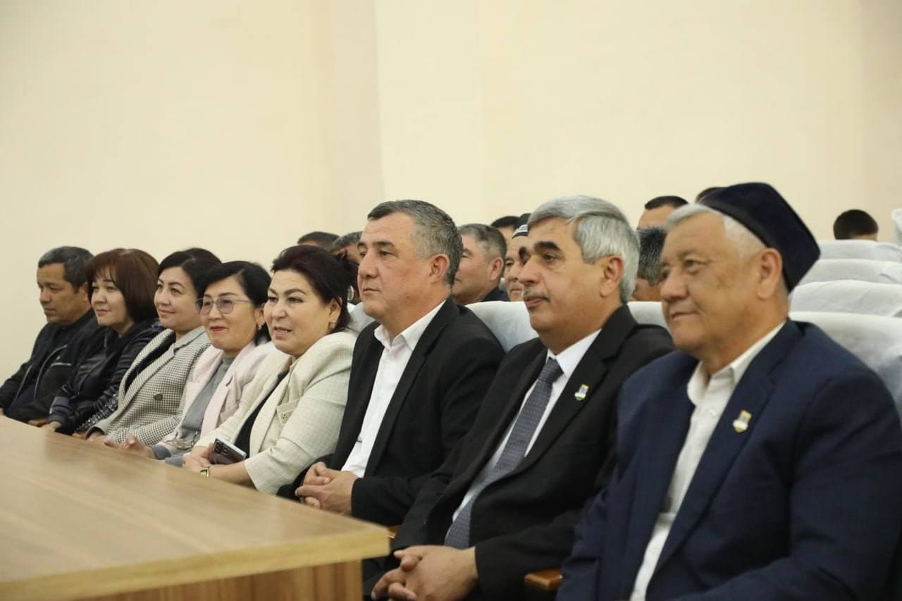 Mahalla tizimi xodimlari munosib taqdirlandi