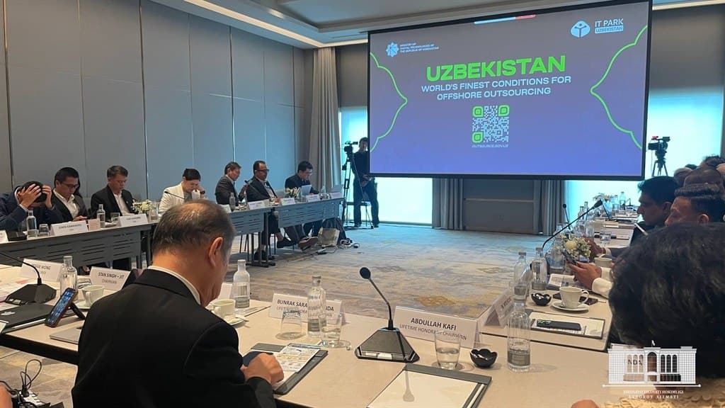 Sirdaryo delegatsiyasi Bangkokdagi ASOCIO AI Summit 2026 sammitida ishtirok etdi