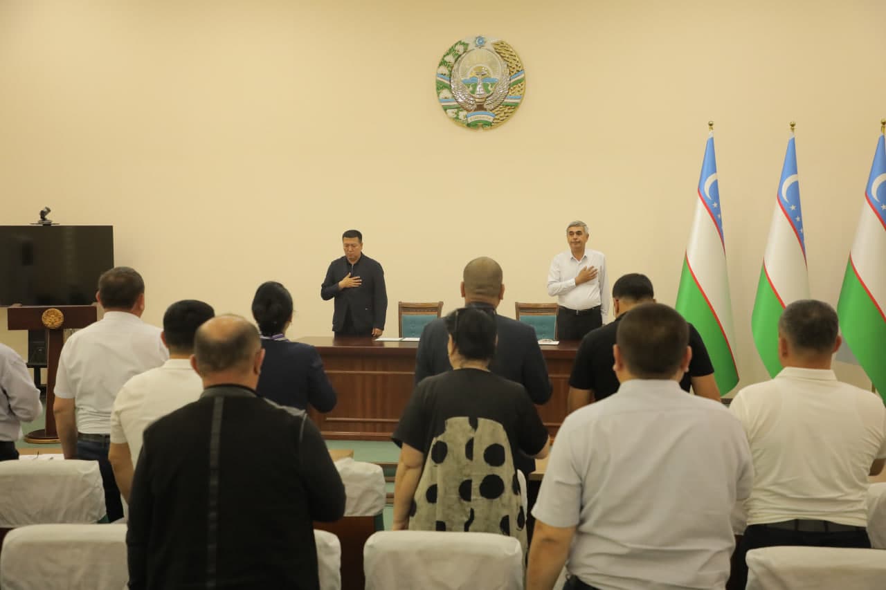 Xalq deputatlari Guliston tumani kengashining navbatdagi yigirma yettinchi sessiyasi o'tkazildi