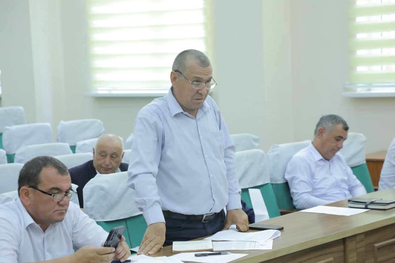Xalq deputatlari Guliston tumani kengashining navbatdagi yigirma yettinchi sessiyasi o'tkazildi
