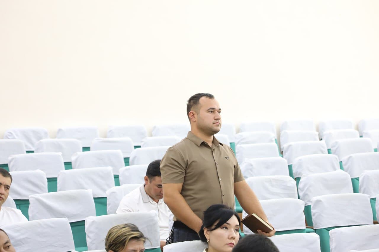 Guliston tumani hokimligida hokimlik soati o'tkazildi