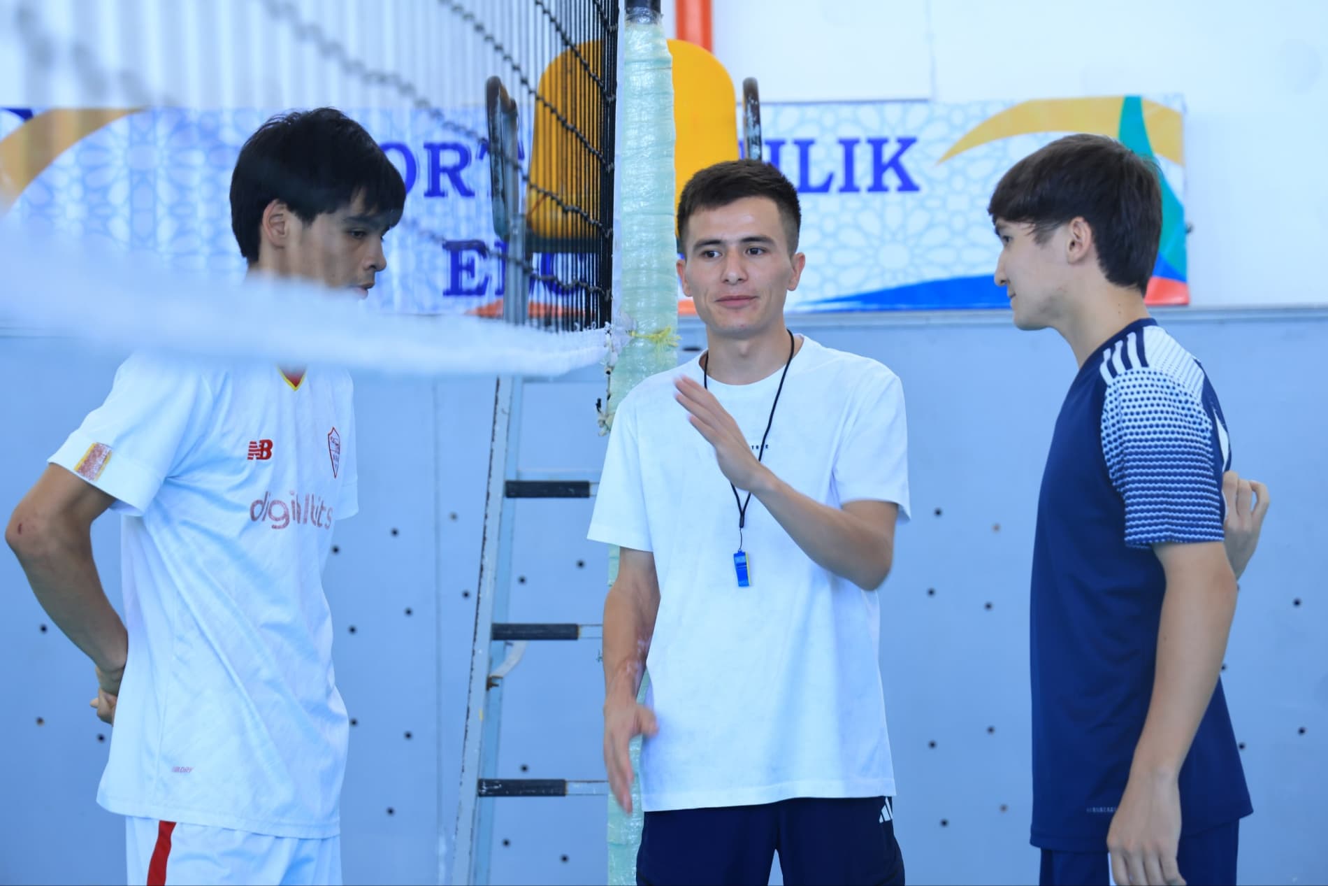 Sirdaryoda voleybol bo‘yicha viloyat chempionlari aniqlandi!
