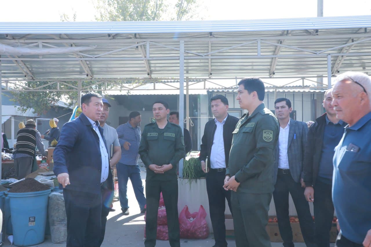 Könçi dehqon bozorida raqamlaştiriş va yaşirin iqtisodiyotning oldini oliş masalalari örganildi