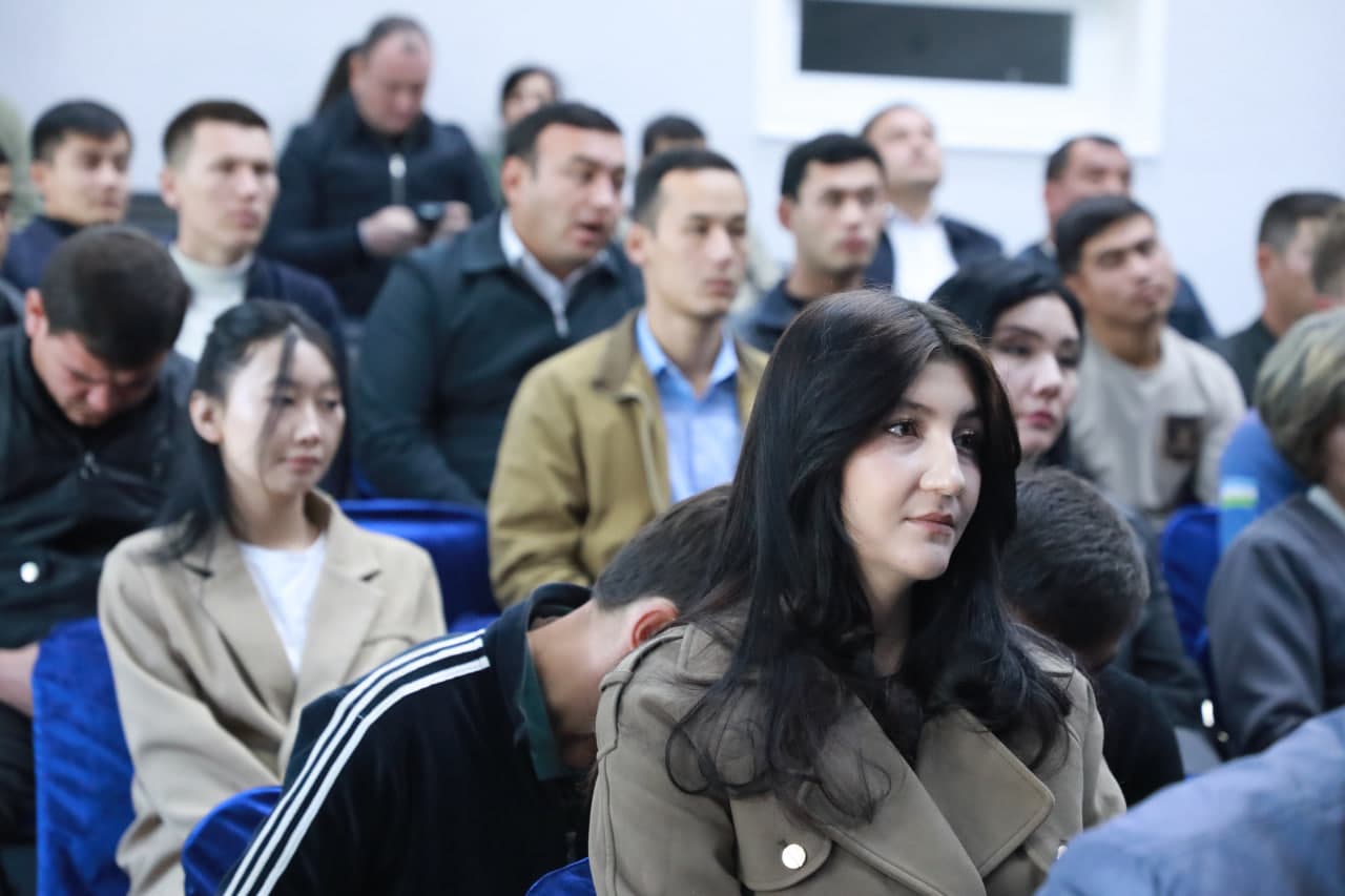 Payşanba – Yoşlar kuni: yoşlar murojaatlari va taşabbuslari tinglandi