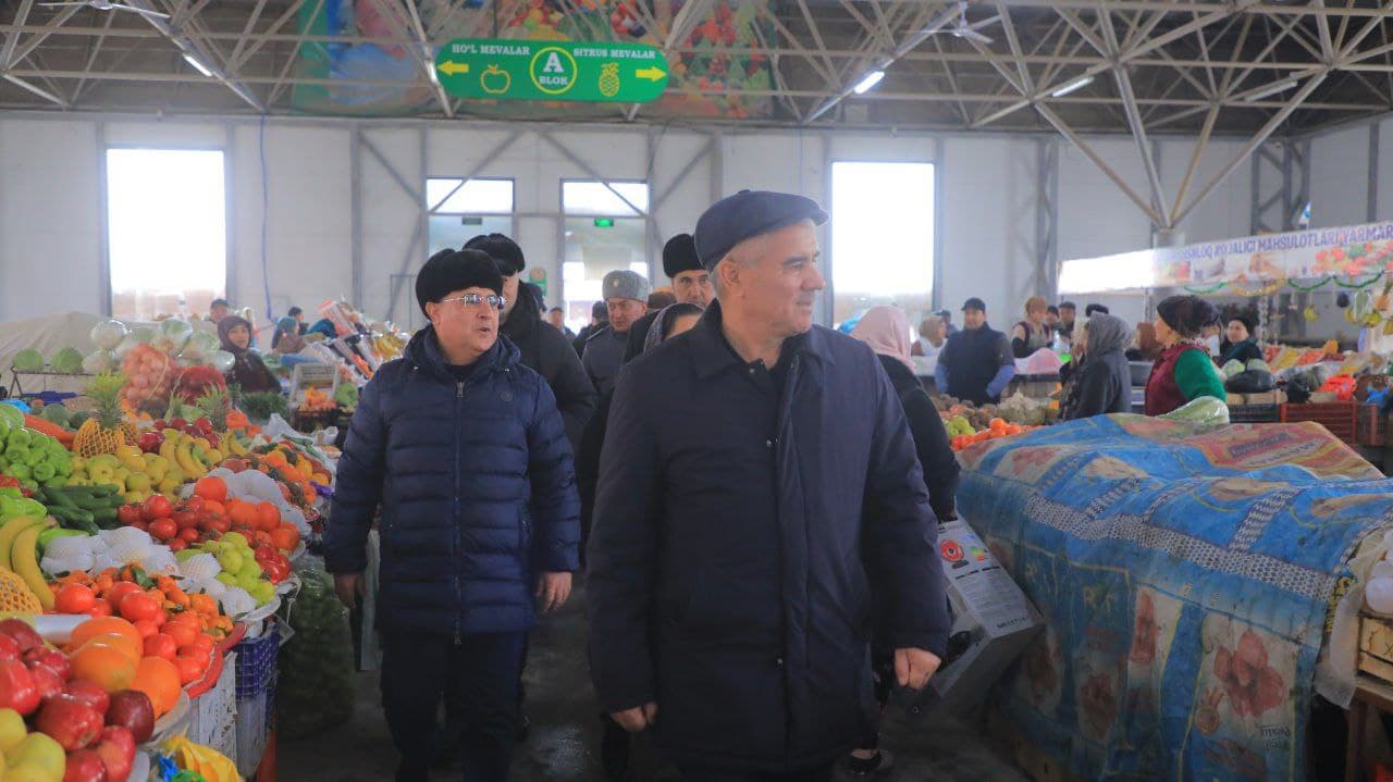 Все города и районы Бухарской области заинтересованы в подготовительной работе, чтобы достойно встретить Новый год, подготовиться к празднику на высоком уровне и подарить жителям радостное праздничное настроение.