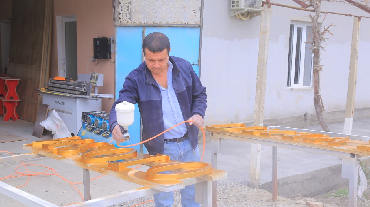Shayxlarda zamonaviy mebelsozlik hunardan tadbirkorlik sari yo‘l.