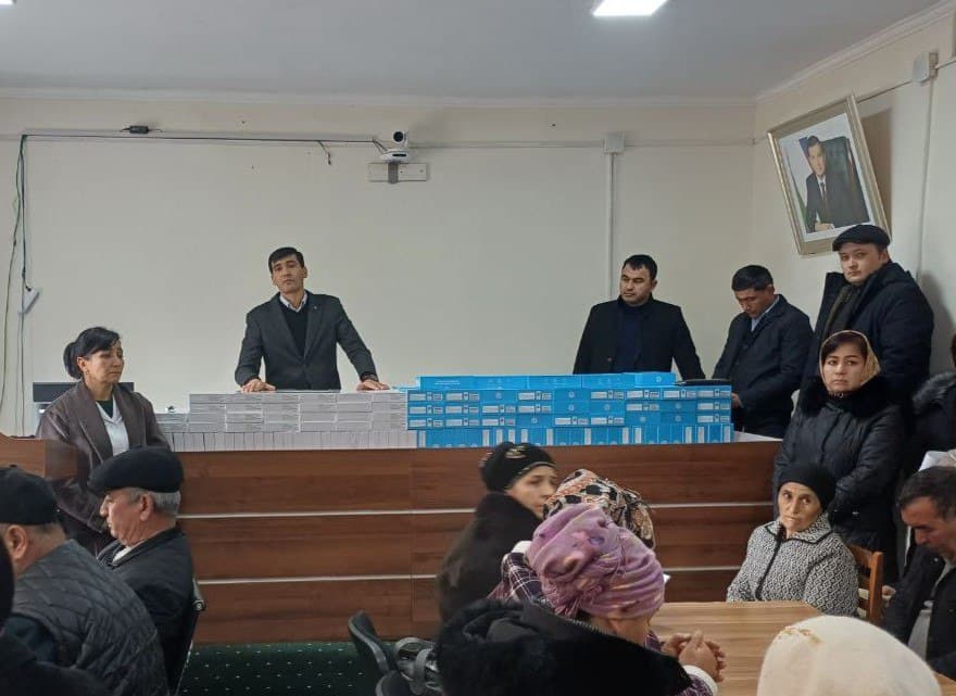 Olotda tibbiy xizmat raqamlashtirilmoqda: Patronaj hamshiralari zamonaviy planshetlar bilan ta’minlandi