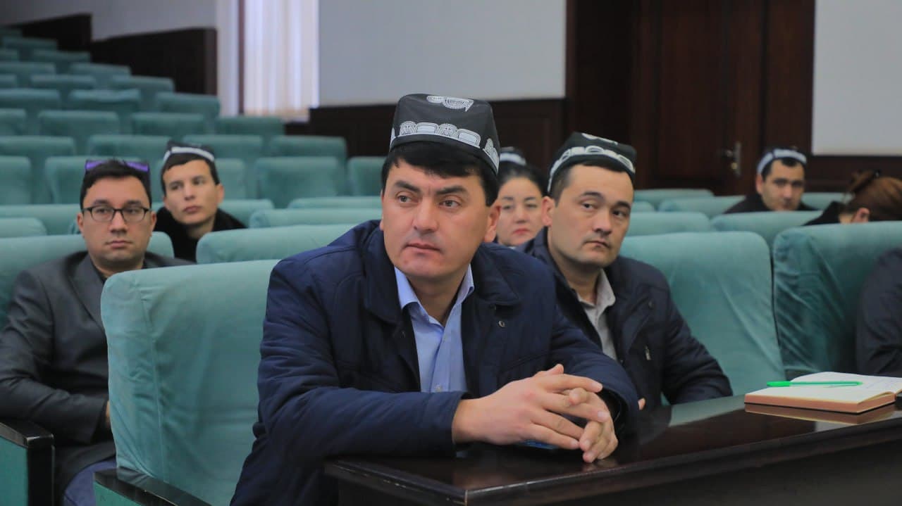 "Siyosiy-maʼrifat soat": Prezidentimiz Shavkat Mirziyoyevning Murojaatnomasida belgilangan ustuvor vazifalar ijrosi — taraqqiyotning muhim omili.