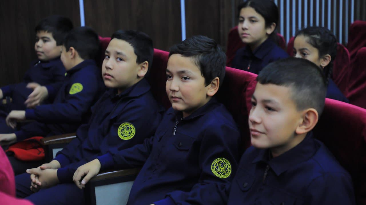 14-yanvar – Vatan himoyachilari kuniga bag‘ishlangan bayram tadbiri bo‘lib o‘tdi