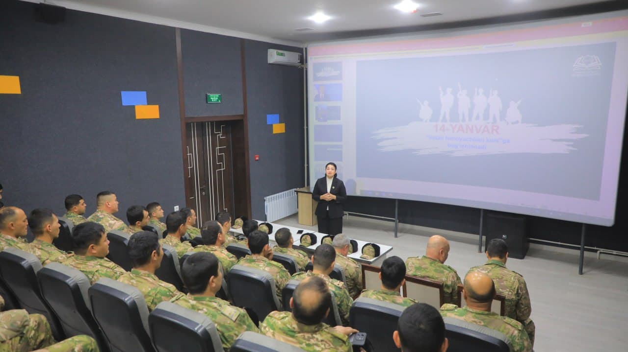 14-yanvar — Vatan himoyachilari kuniga bag‘ishlangan tadbirlar rejasi asosida bugun Ma’naviyat va ma’rifat maskanida navbatdagi matbuot anjumani bo‘lib o‘tdi.