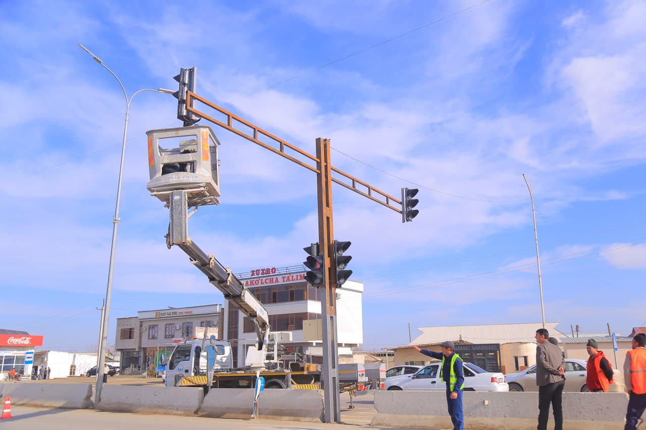 Serqatnov yo‘lda piyodalar harakati xavfsizligi kuchaytirildi.