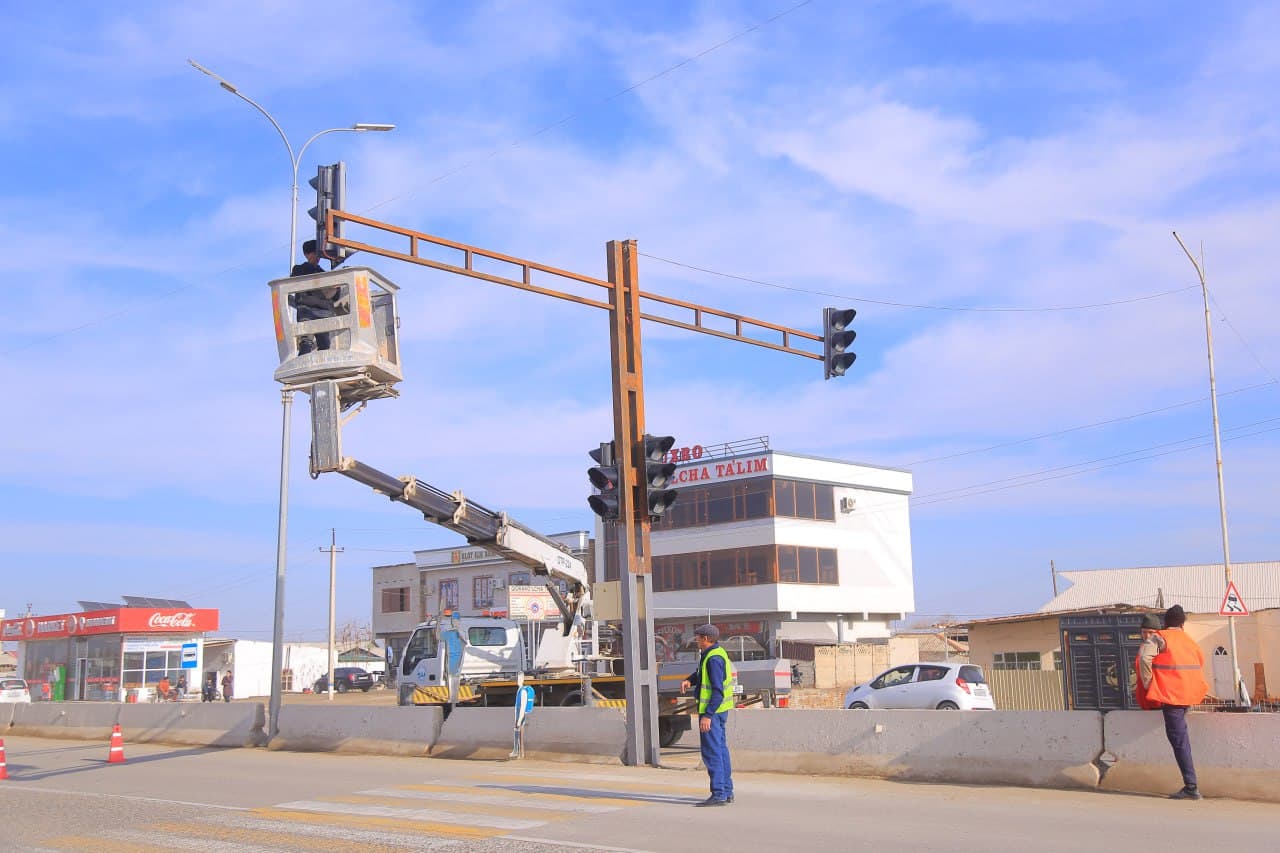 Serqatnov yo‘lda piyodalar harakati xavfsizligi kuchaytirildi.