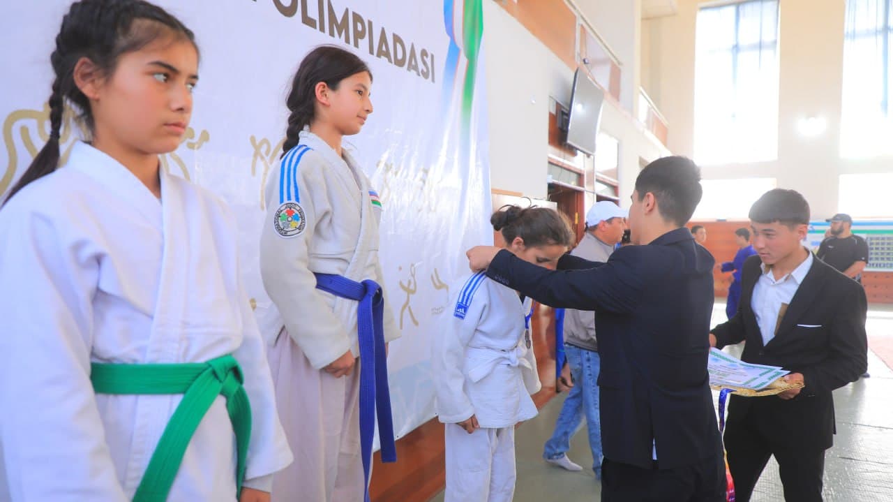 Hokimi Olimpiadasi: Yosh sportchilar yangi marralarni ko`zlashmoqda.