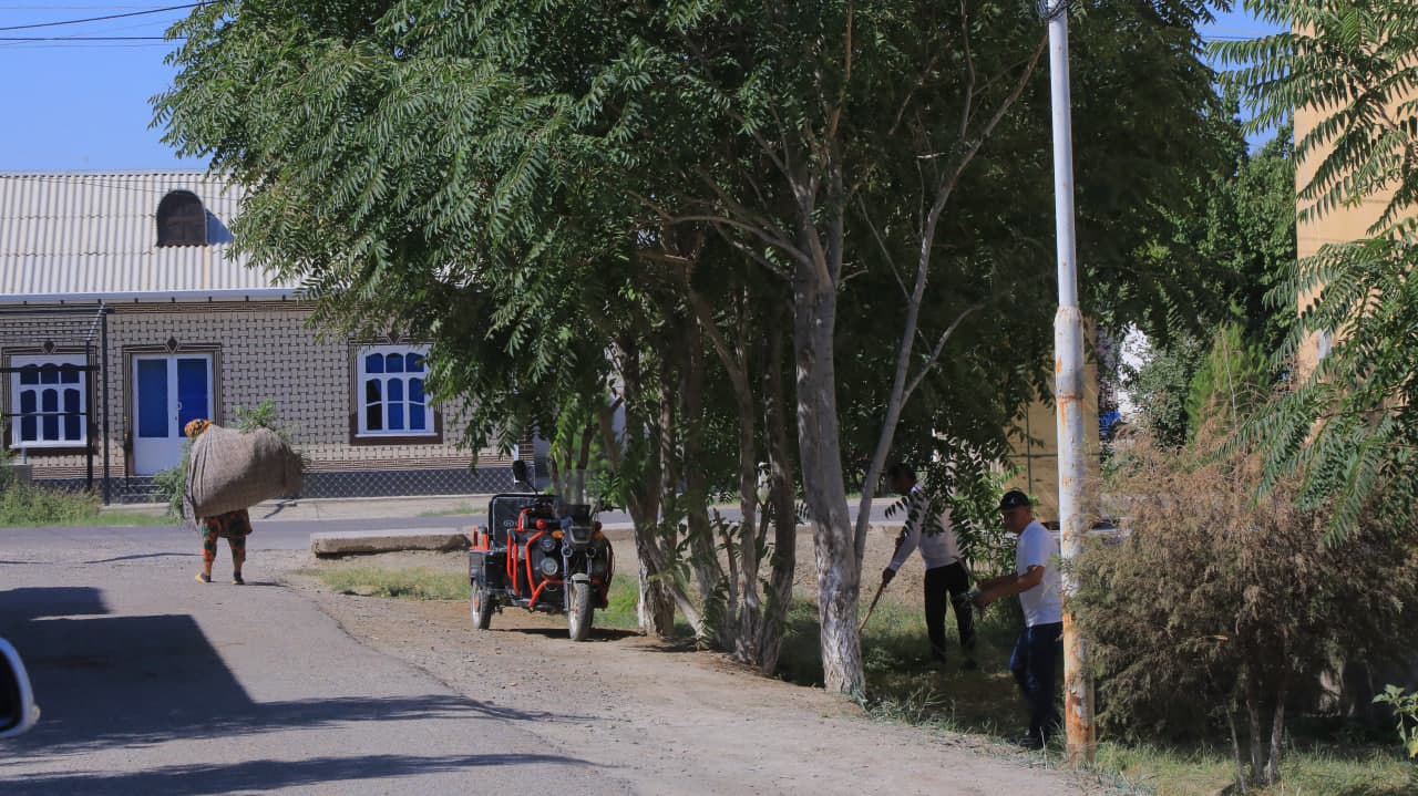 Mahallalarda obodlik va farovonlik sari amaliy ishlar davom etmoqda.