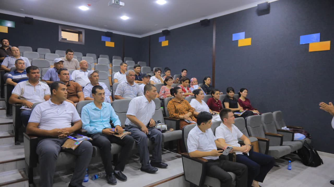Olot tumanida iqlim sharoitida suvdan samarali foydalanishga bag‘ishlangan o‘quv-trening o‘tkazildi.