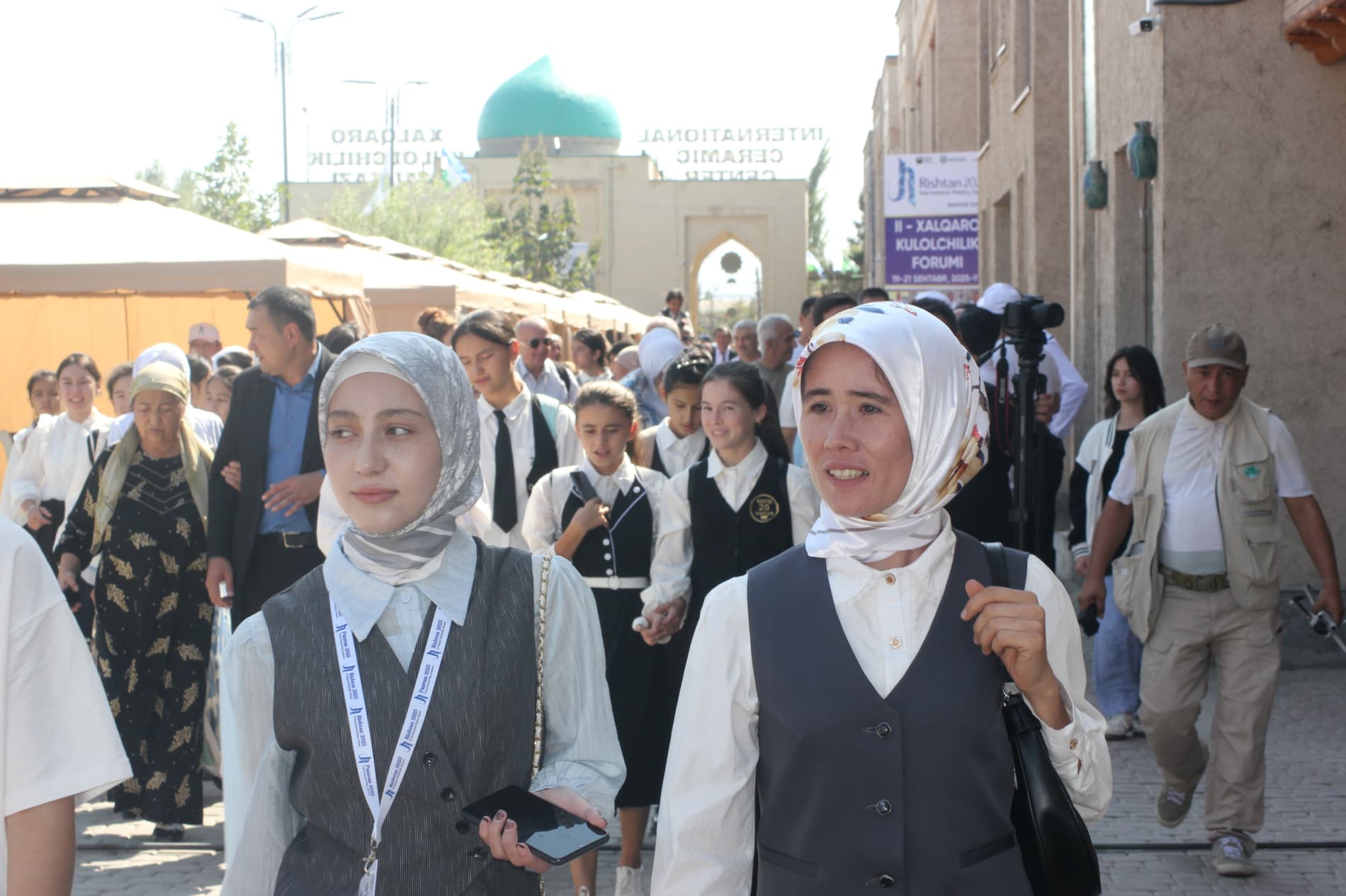 The 2nd International Pottery Forum Concludes in Rishtan